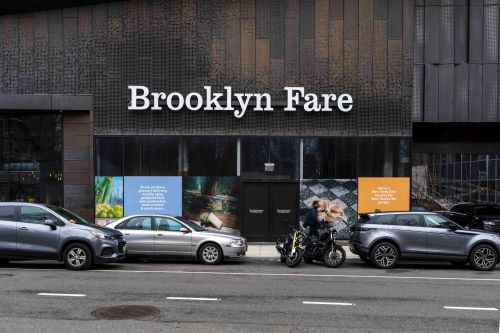 Brooklyn Fare storefront
