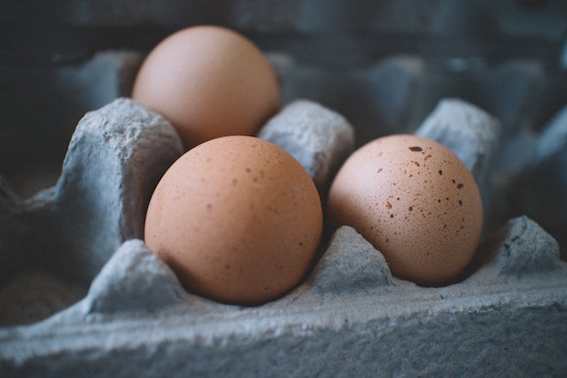 Eggs in carton