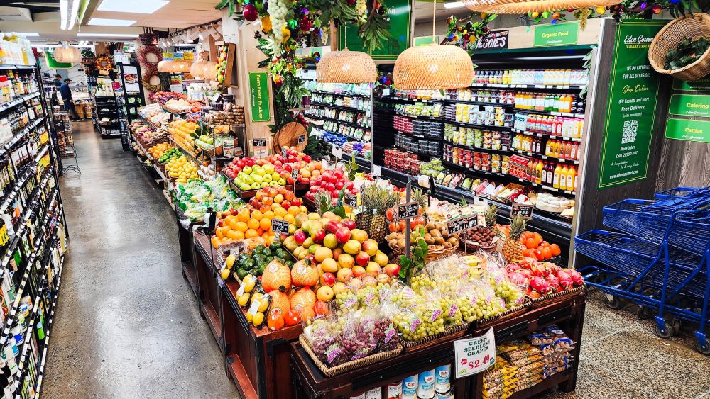 Fresh produce selection along with organic food and oils.